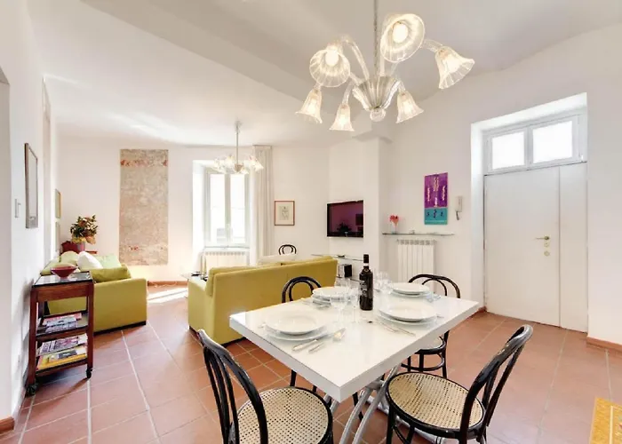 Latinhouse Apartment *